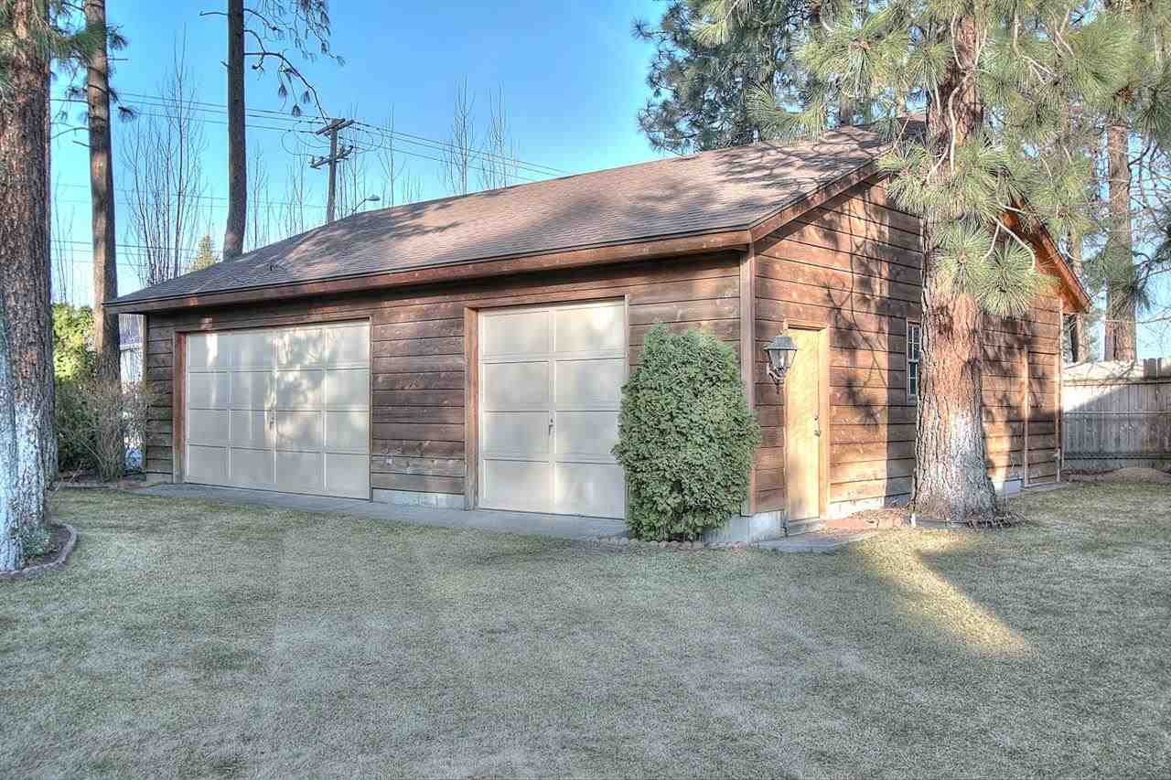 5411 W Woodview Ct - Photo 2