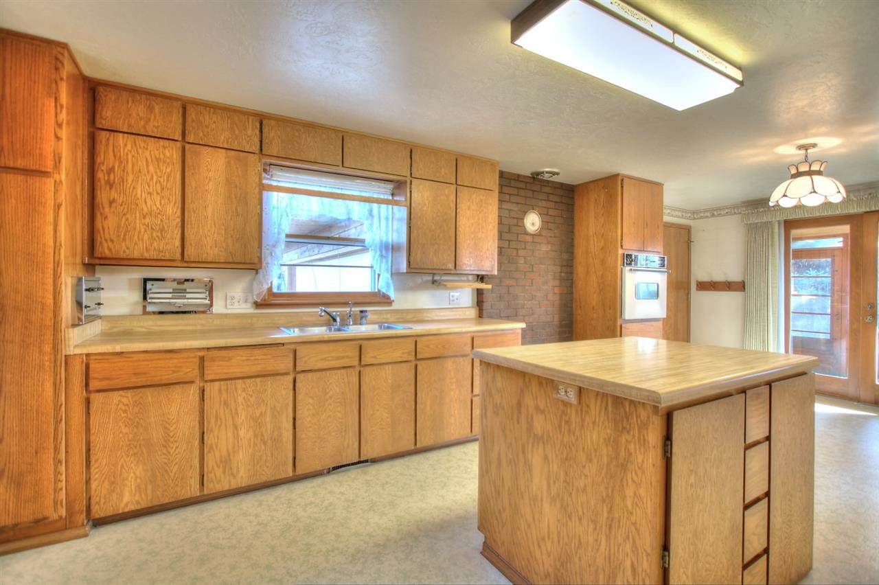 5411 W Woodview Ct - Photo 6