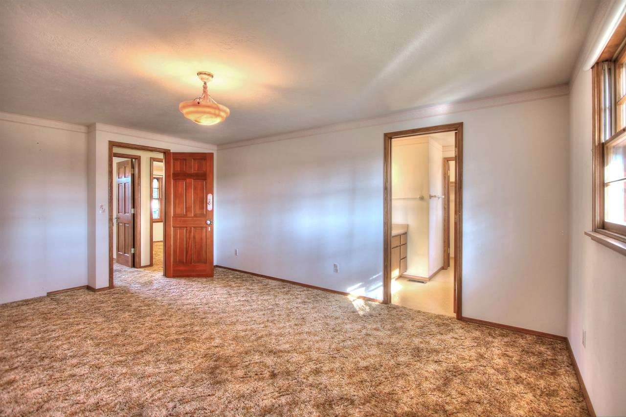 5411 W Woodview Ct - Photo 10