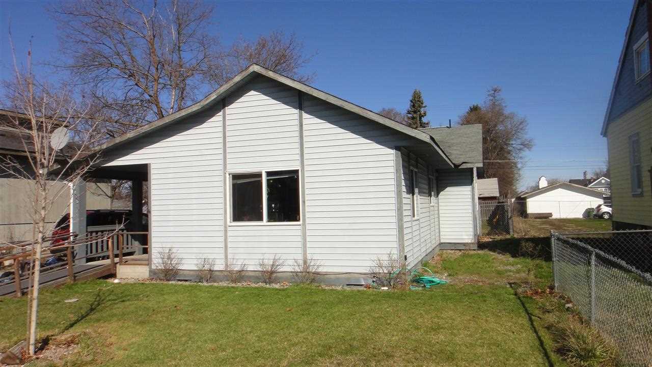 2015 E 5th Ave - Photo 1