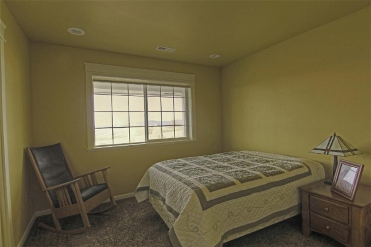 23406 E Broken Lance Dr. - Photo 15