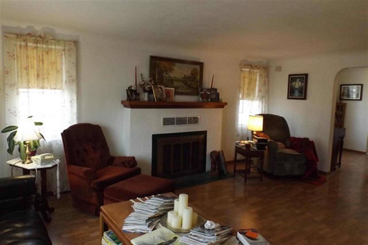 3203 W Providence Ave - Photo 2