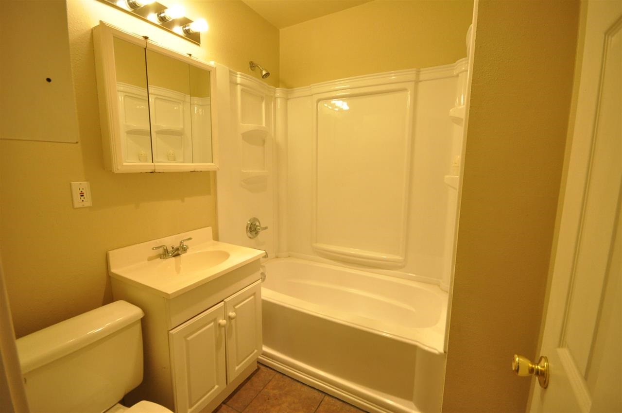 1518 E COURTLAND Ave - Photo 12
