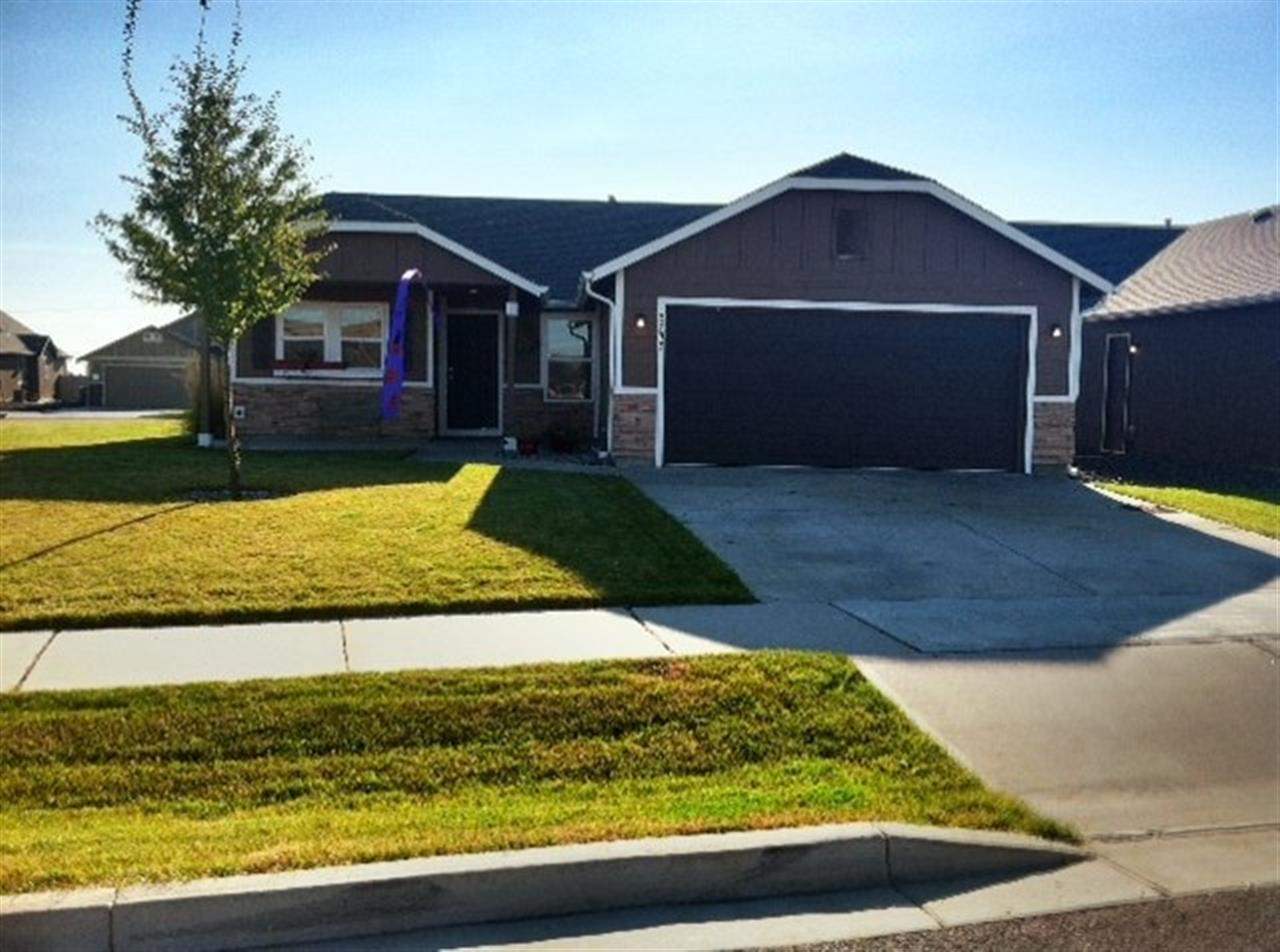 2705 W Ashley Cir - Photo 1