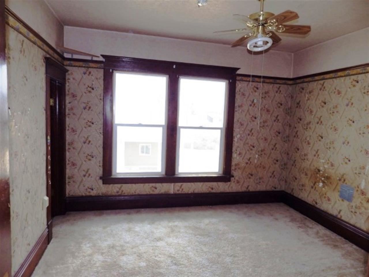 202 E 1st Ave - Photo 12