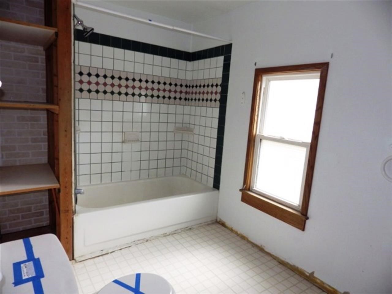 202 E 1st Ave - Photo 16