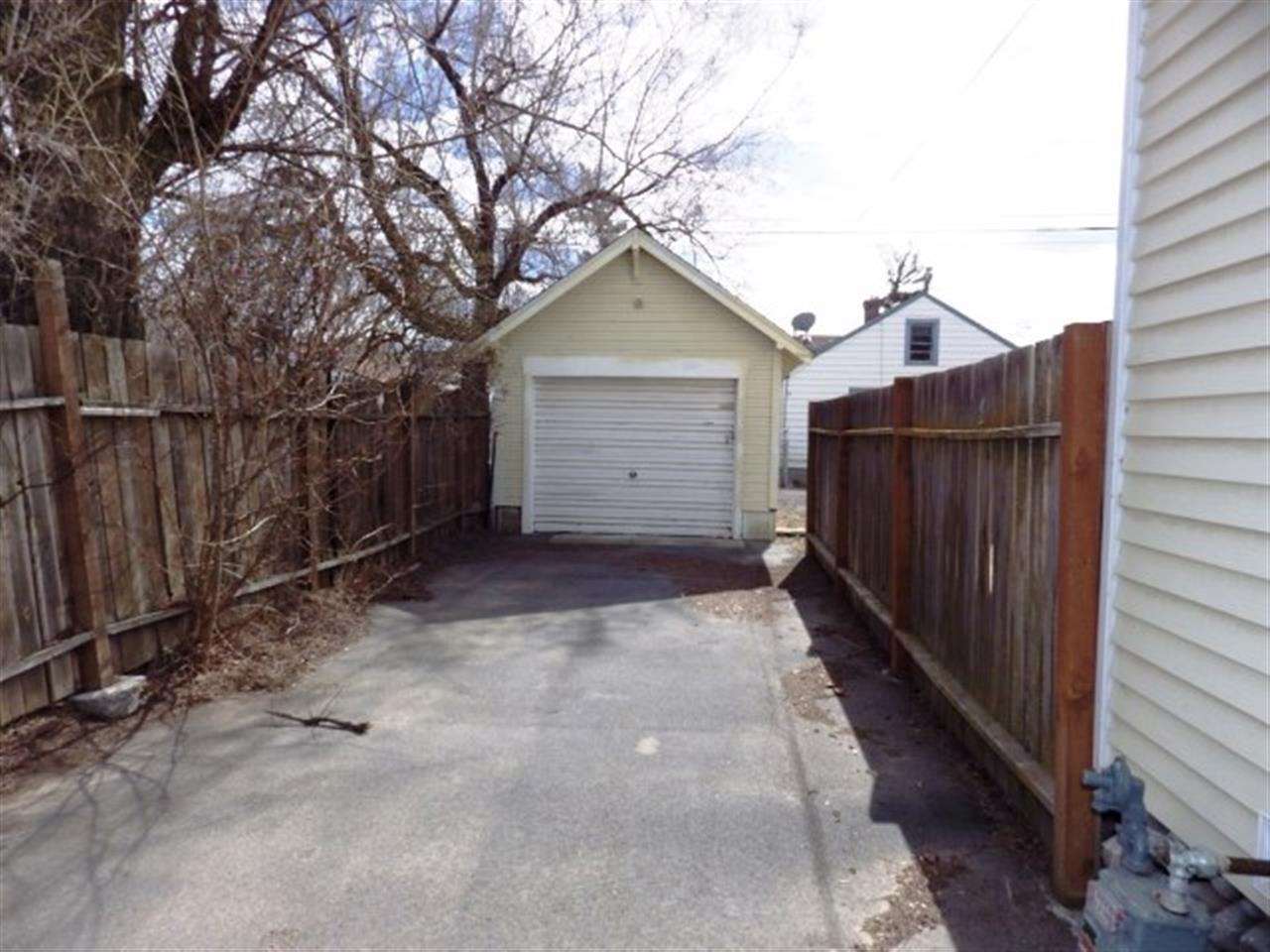 202 E 1st Ave - Photo 20