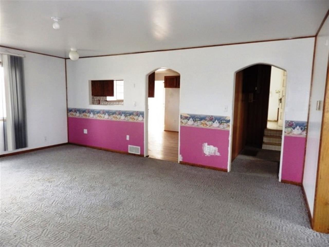 202 E 1st Ave - Photo 4