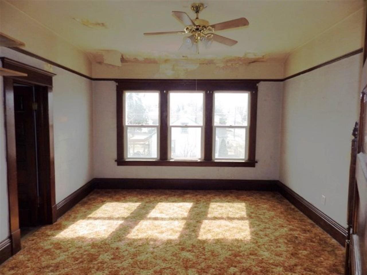 202 E 1st Ave - Photo 8