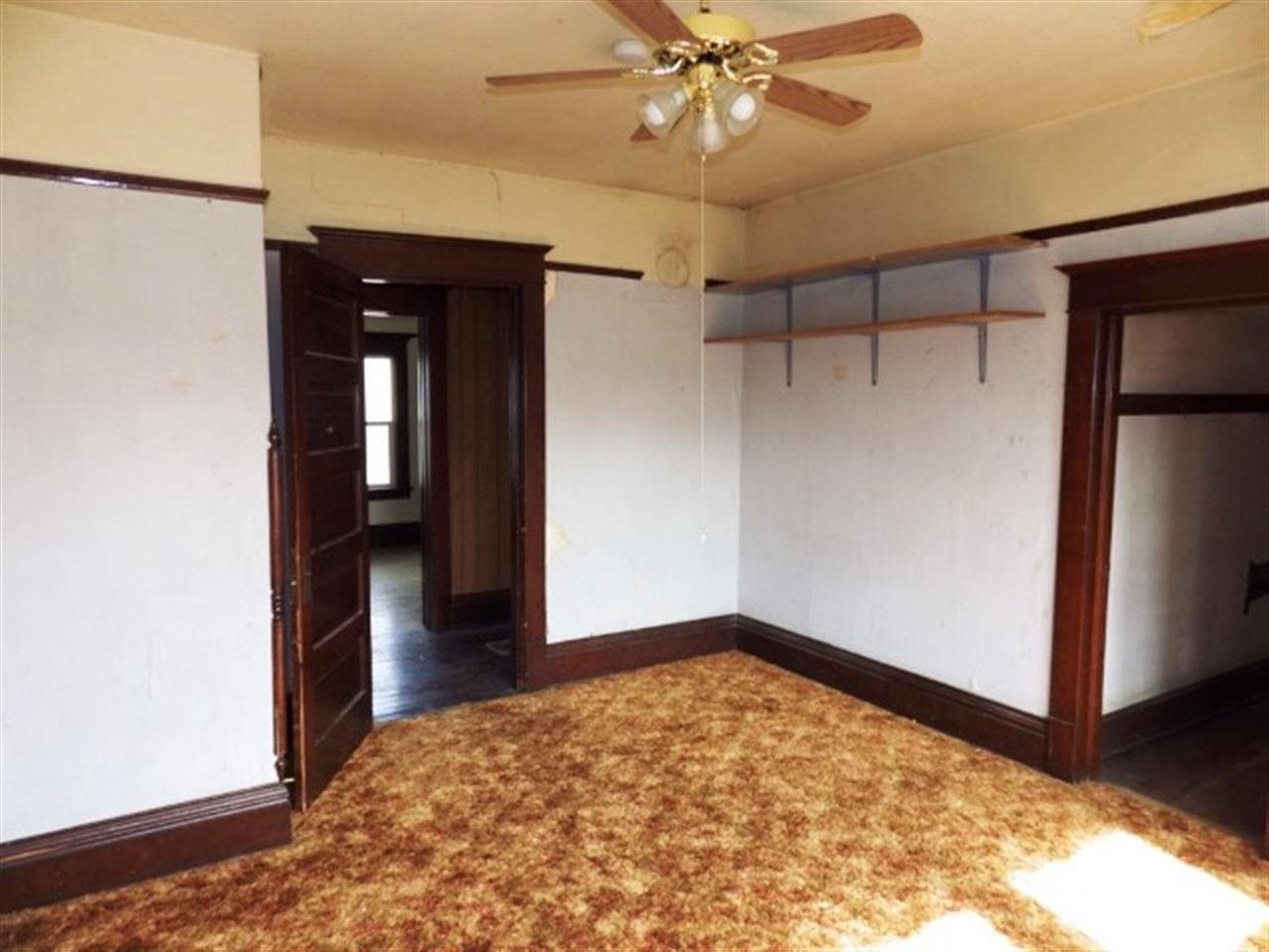 202 E 1st Ave - Photo 9