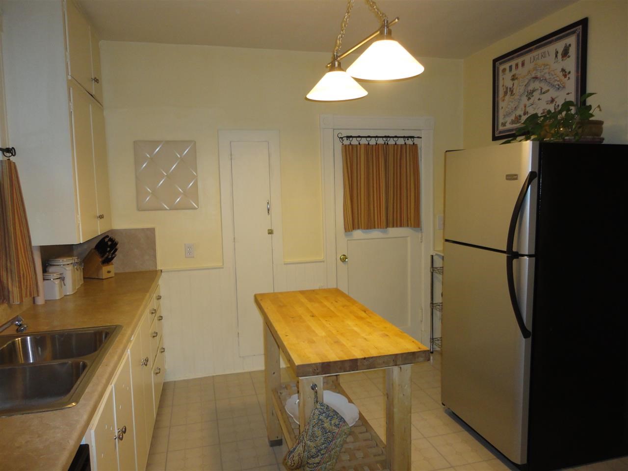 1120 W 11TH - Photo 8