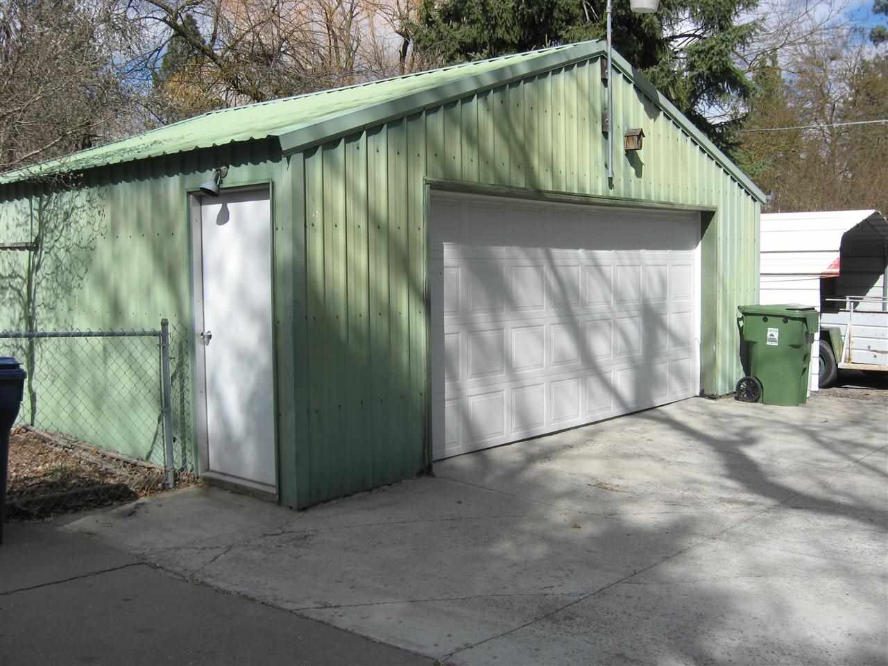 517 E 20th Ave - Photo 20