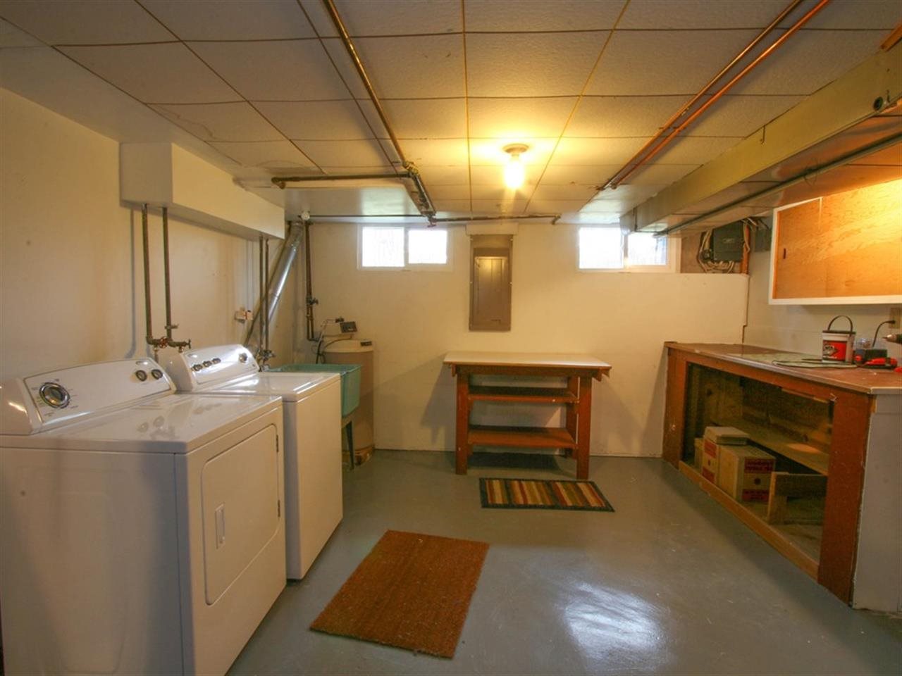 720 E Thurston - Photo 13