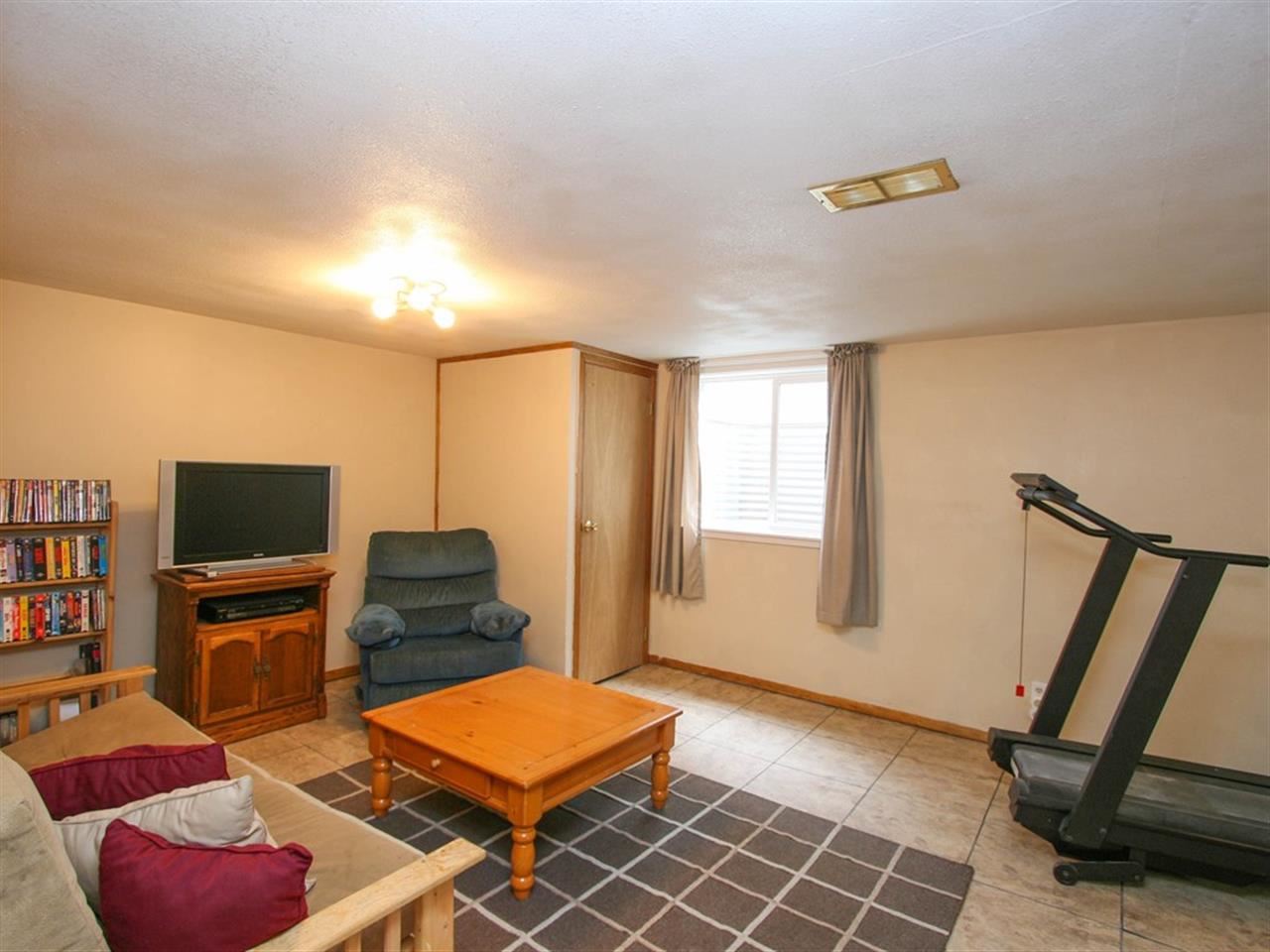 720 E Thurston - Photo 15