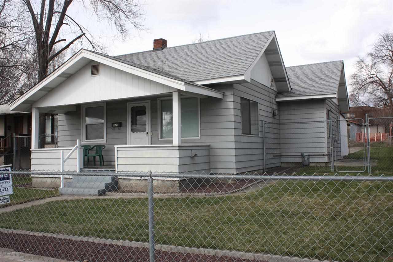 1623 E Bridgeport Ave - Photo 1