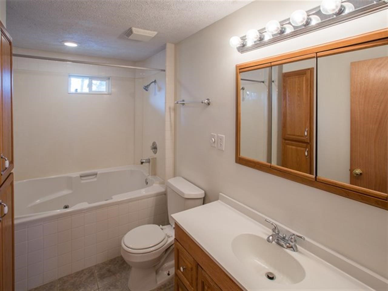 5205 S Madelia St - Photo 12