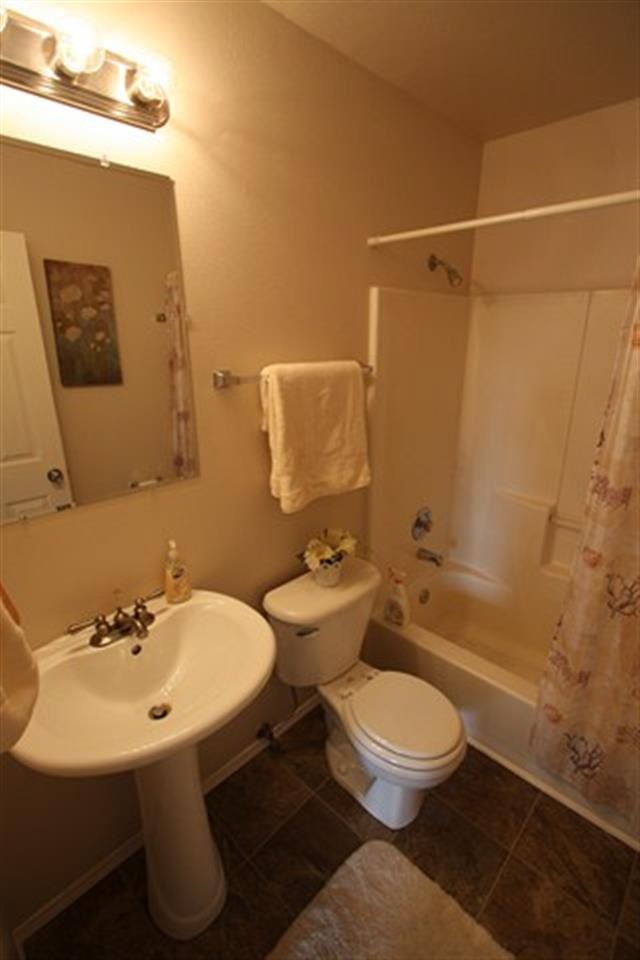 12027 E Railroad Cir - Photo 11