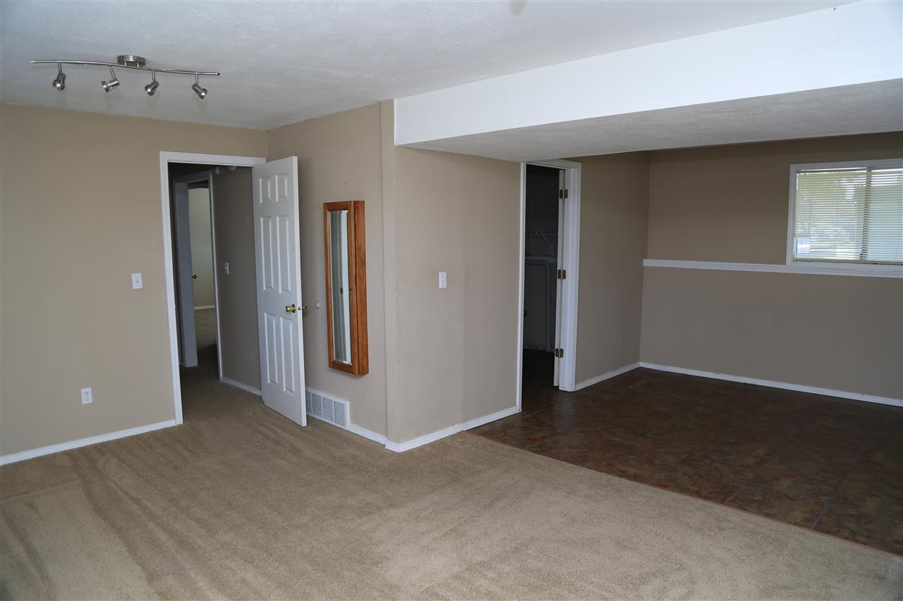 316 S Moen St - Photo 13