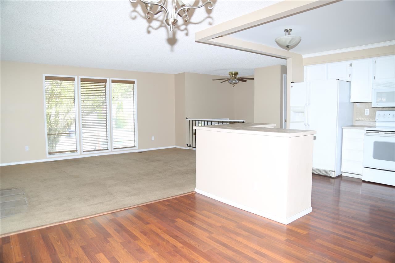 316 S Moen St - Photo 3