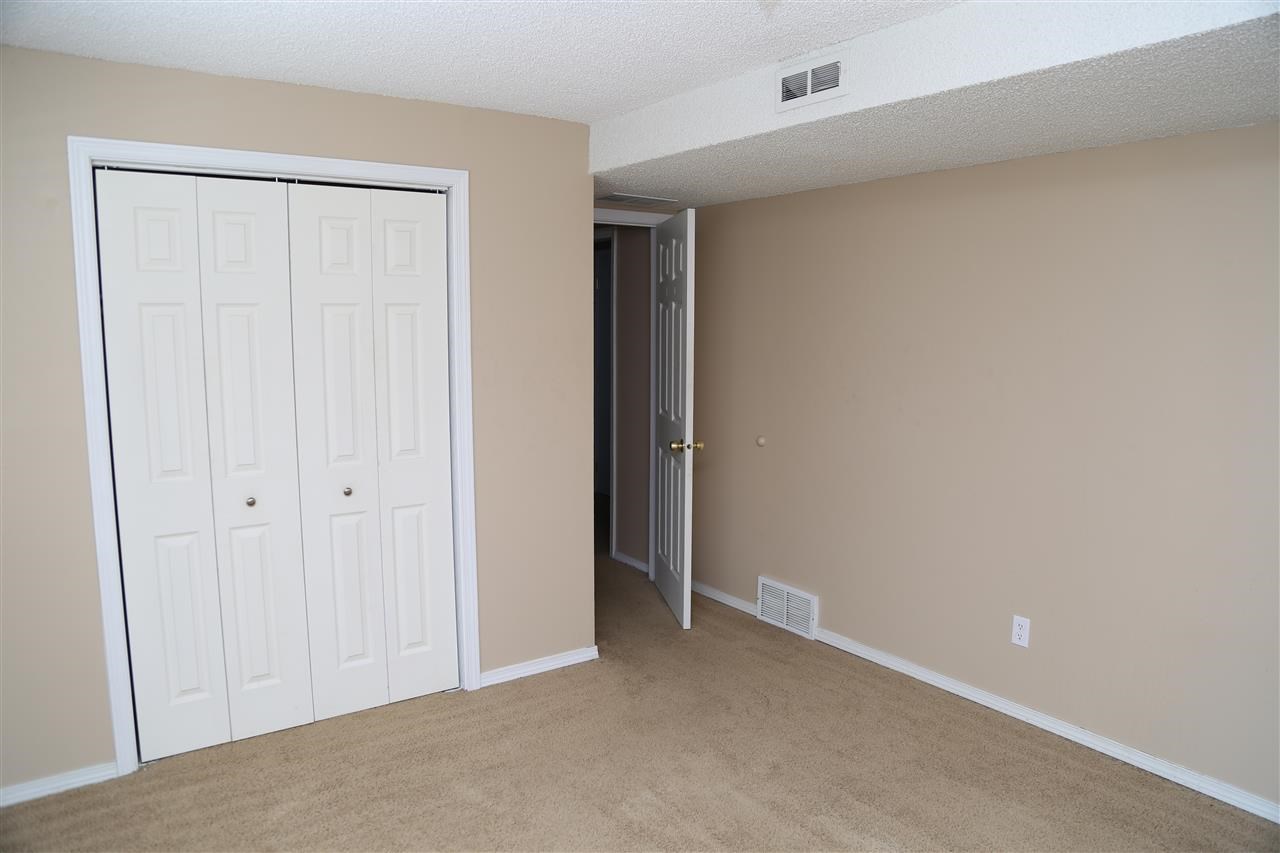316 S Moen St - Photo 9