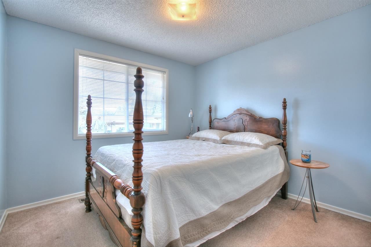 6516 N Elizabeth St - Photo 11