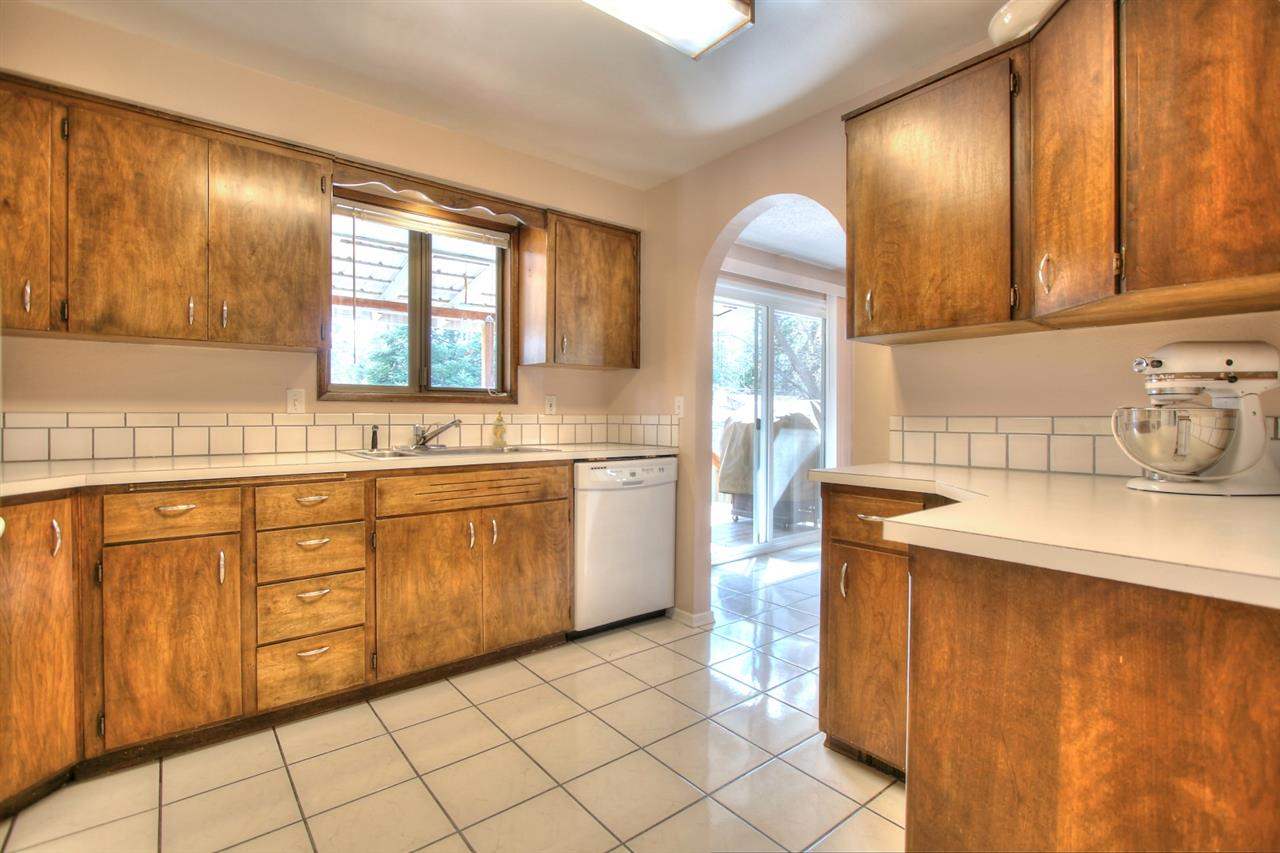6516 N Elizabeth St - Photo 7