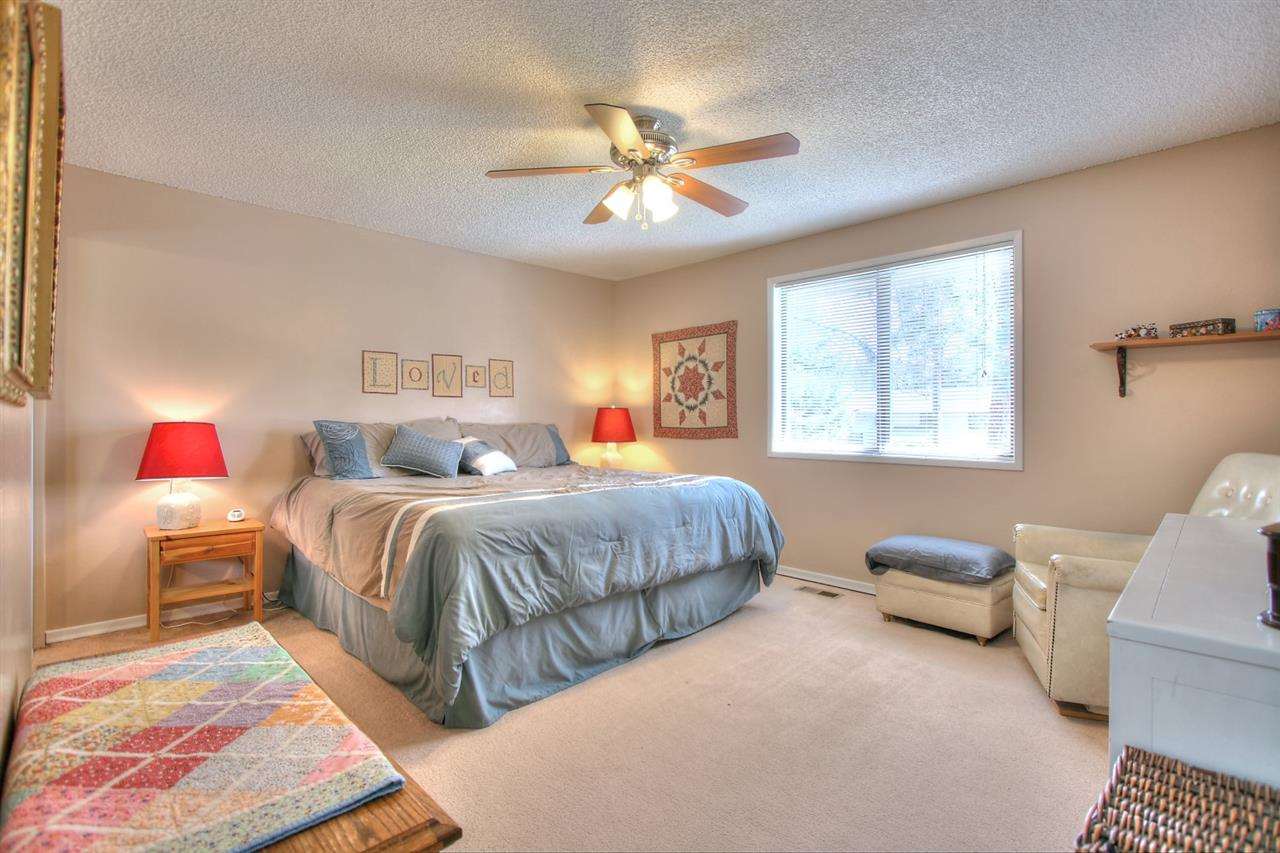6516 N Elizabeth St - Photo 9