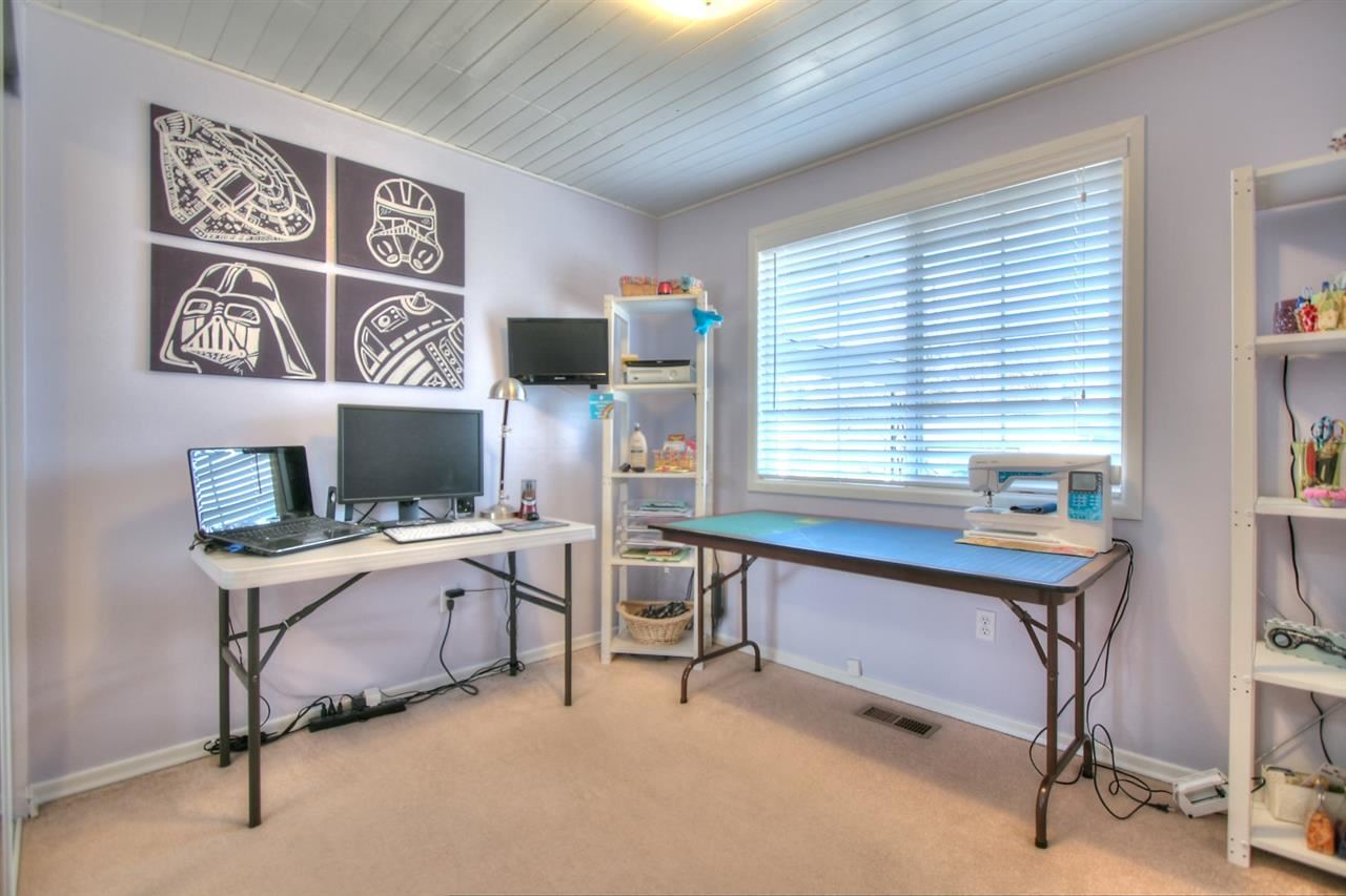 6516 N Elizabeth St - Photo 10