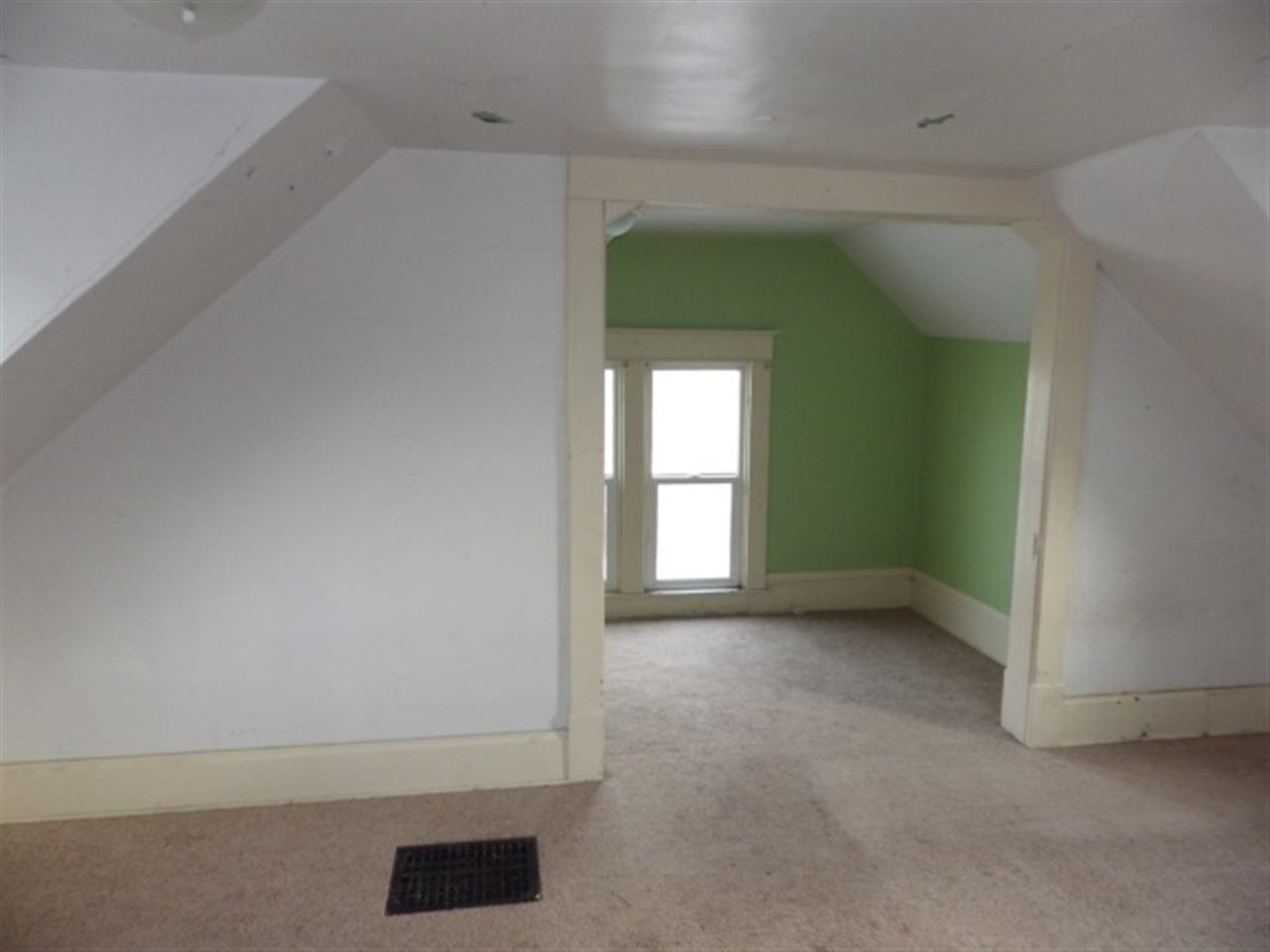 2224 E Mission Ave - Photo 12