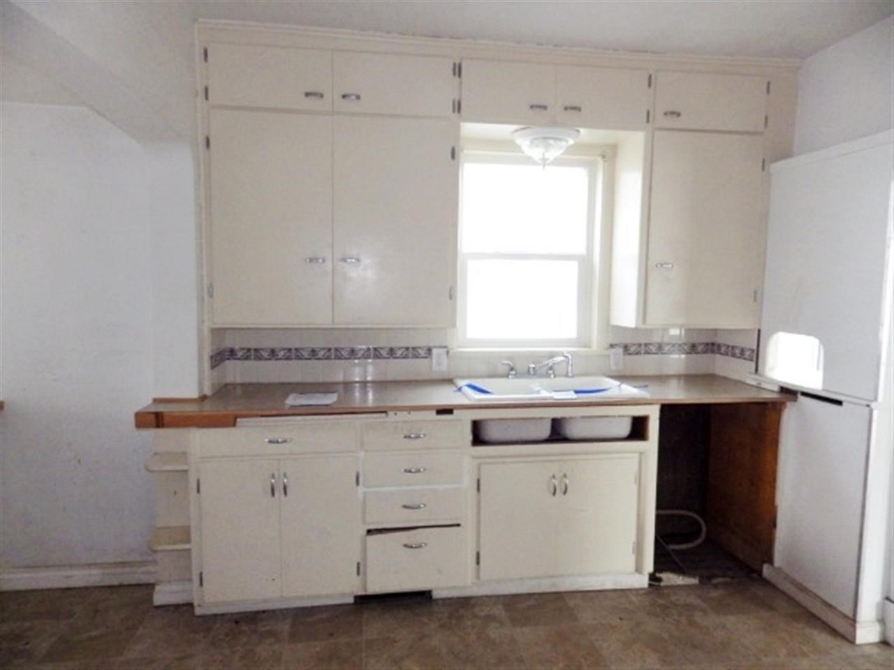 2224 E Mission Ave - Photo 7