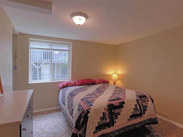 523 E 7th Ave - Photo 6