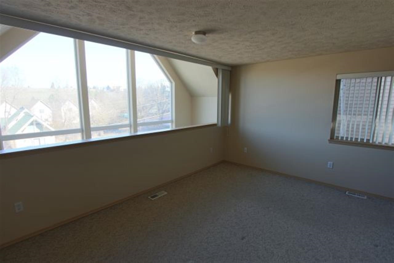 2327 W Bennett - Photo 10