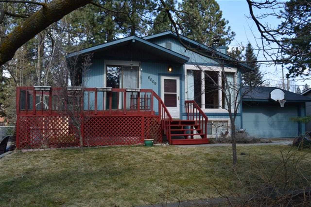 6009 E 11th Ave - Photo 1