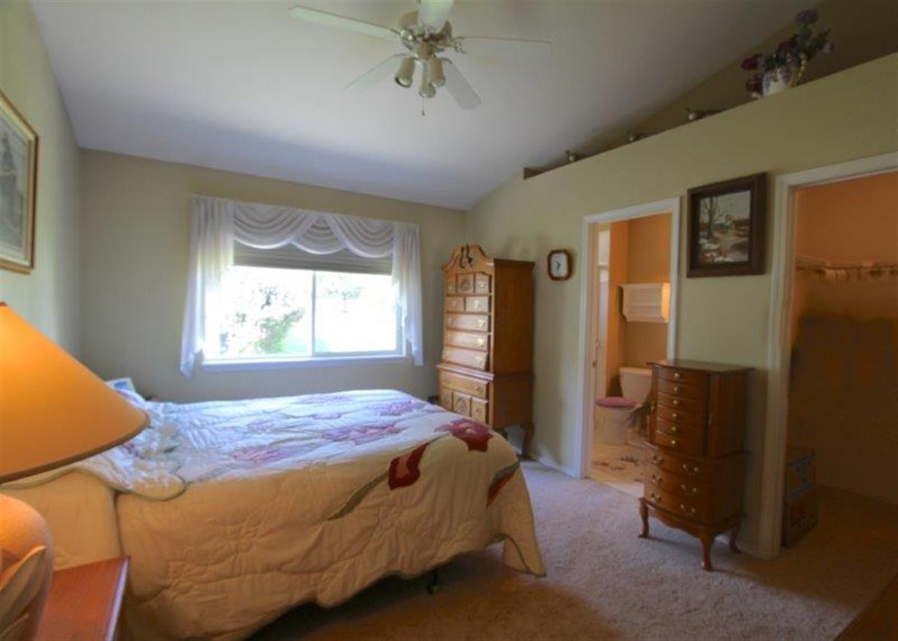 528 E Bridlewood Ln - Photo 12