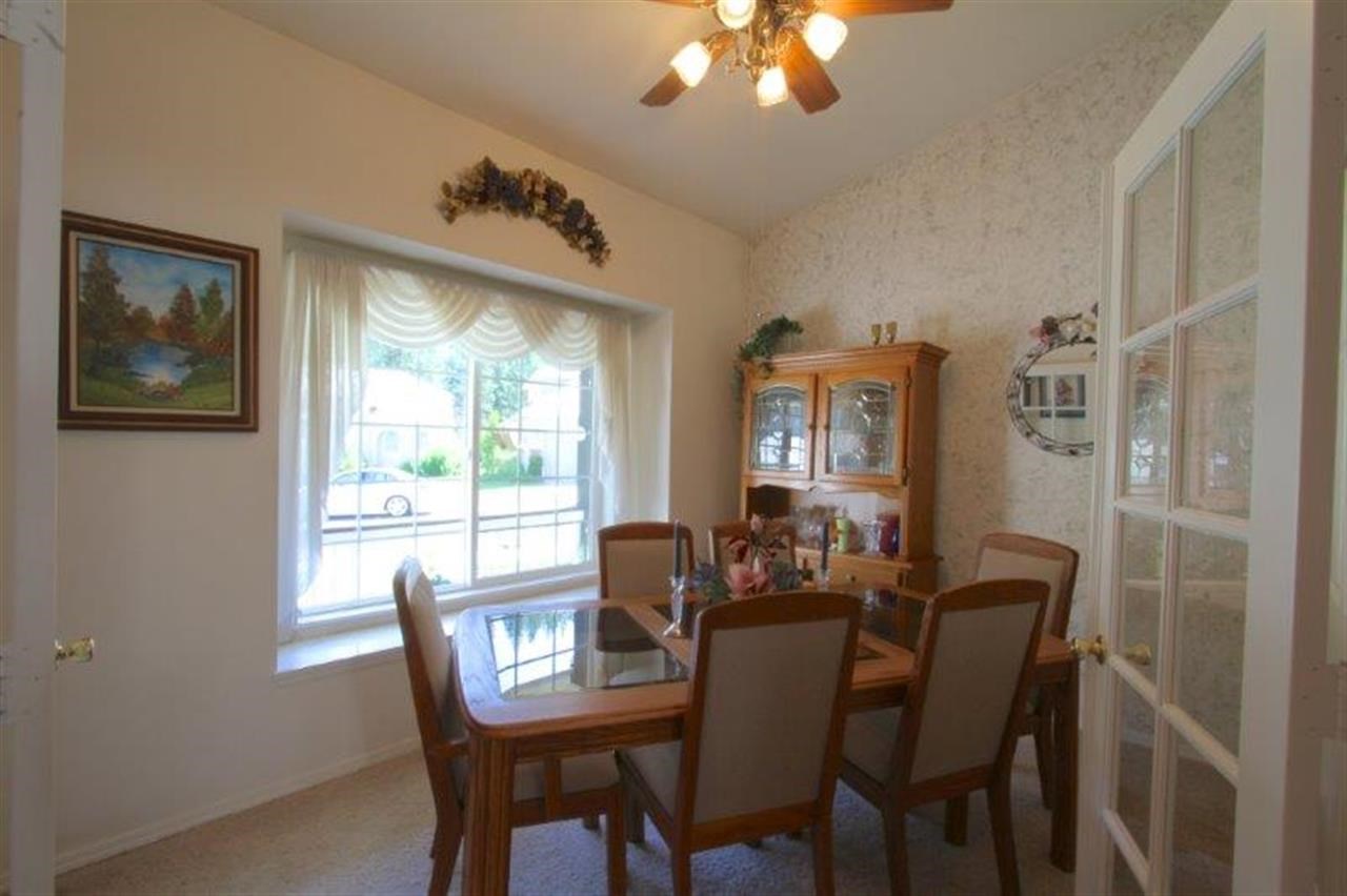 528 E Bridlewood Ln - Photo 6