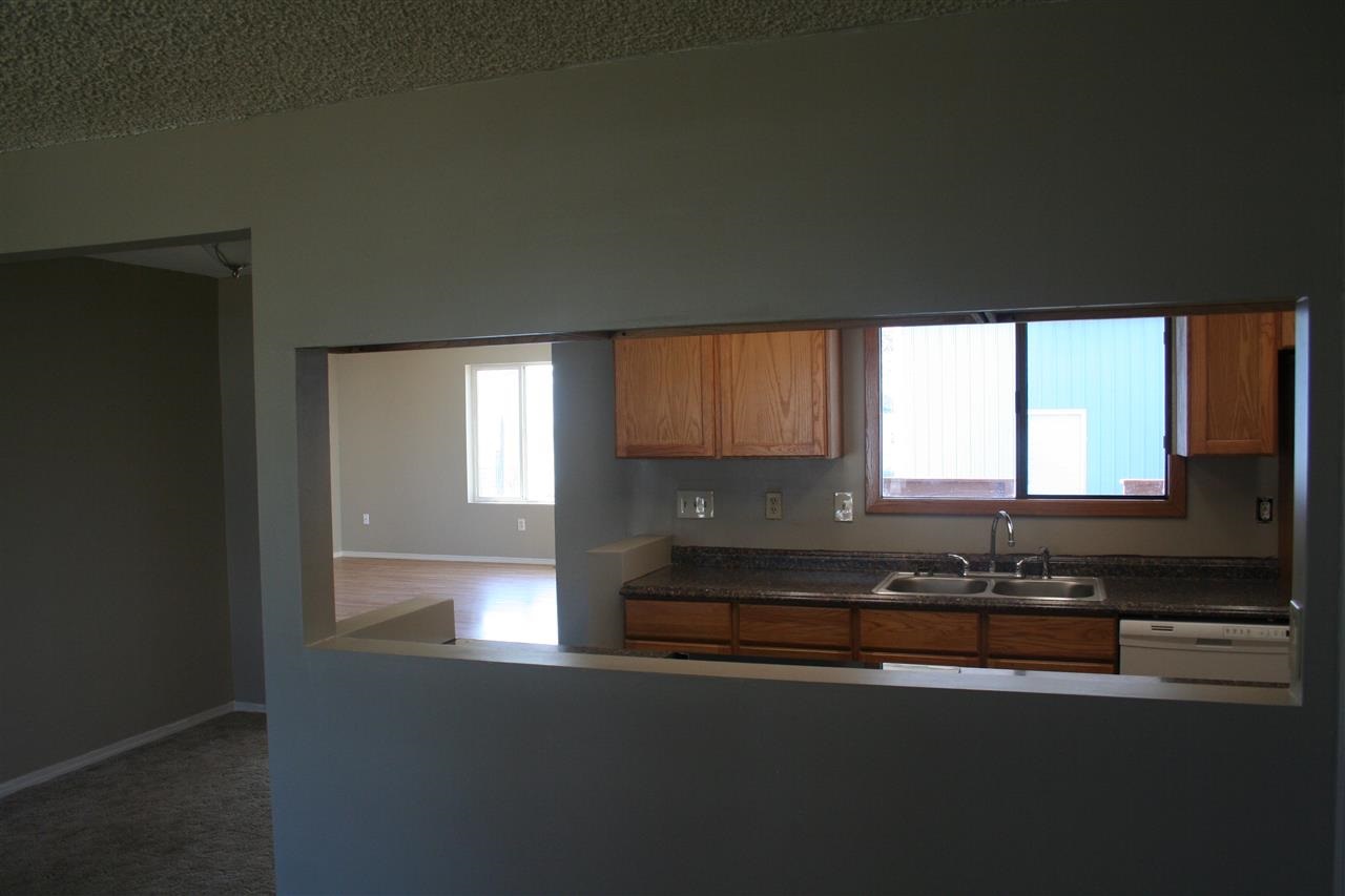 2809 W Crown Ave. - Photo 3