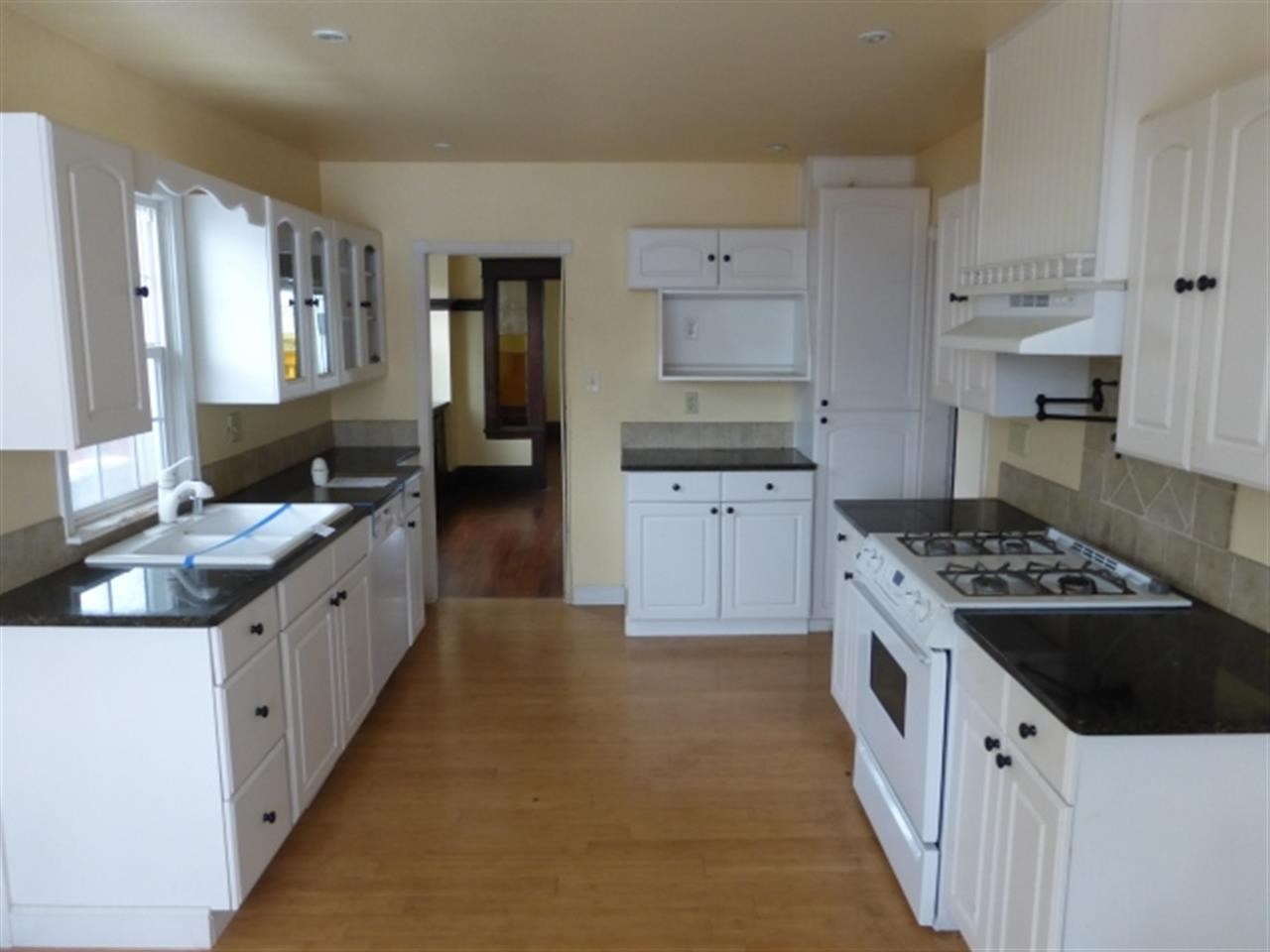 1923 W Shannon Ave - Photo 11