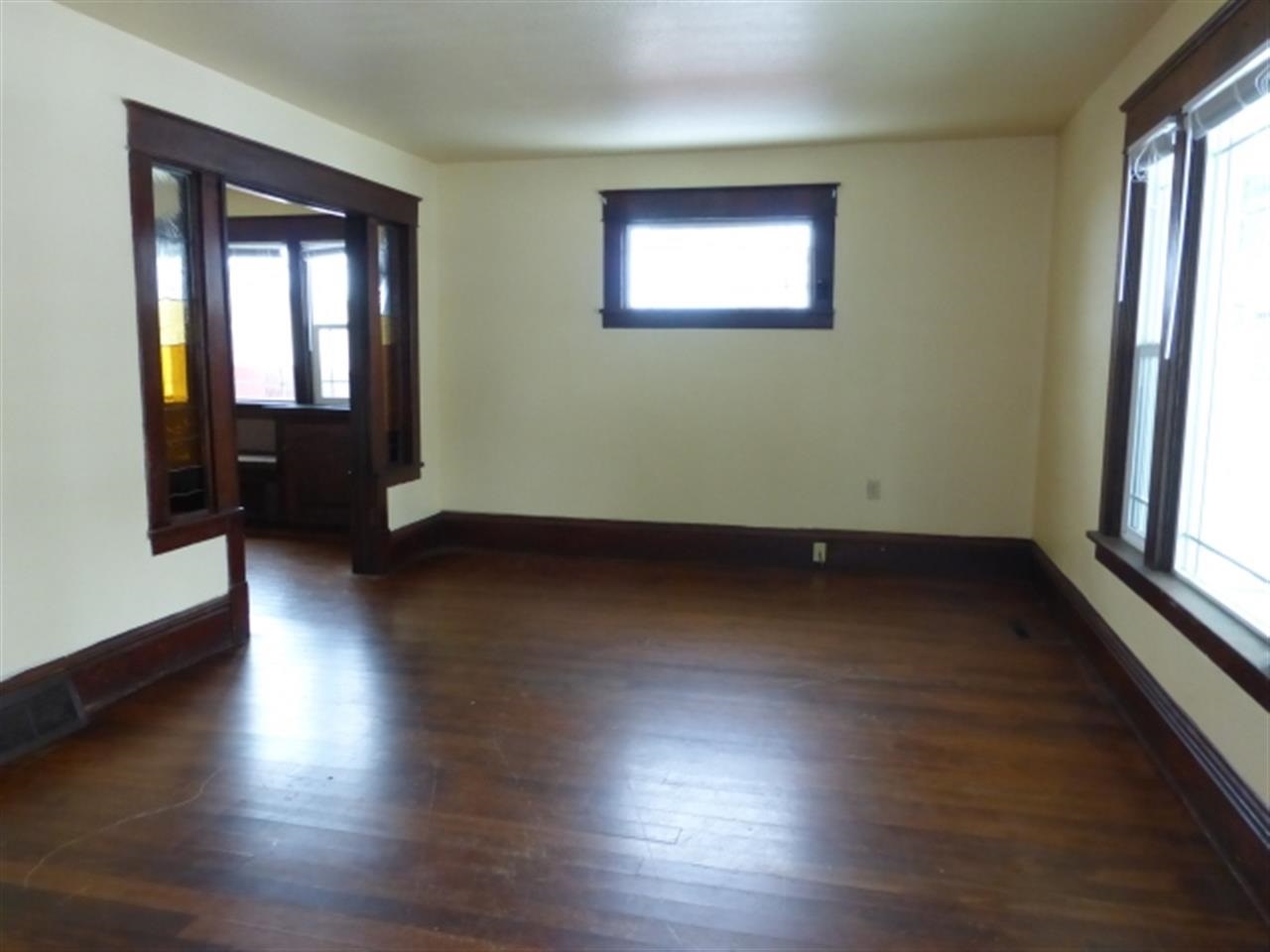 1923 W Shannon Ave - Photo 8