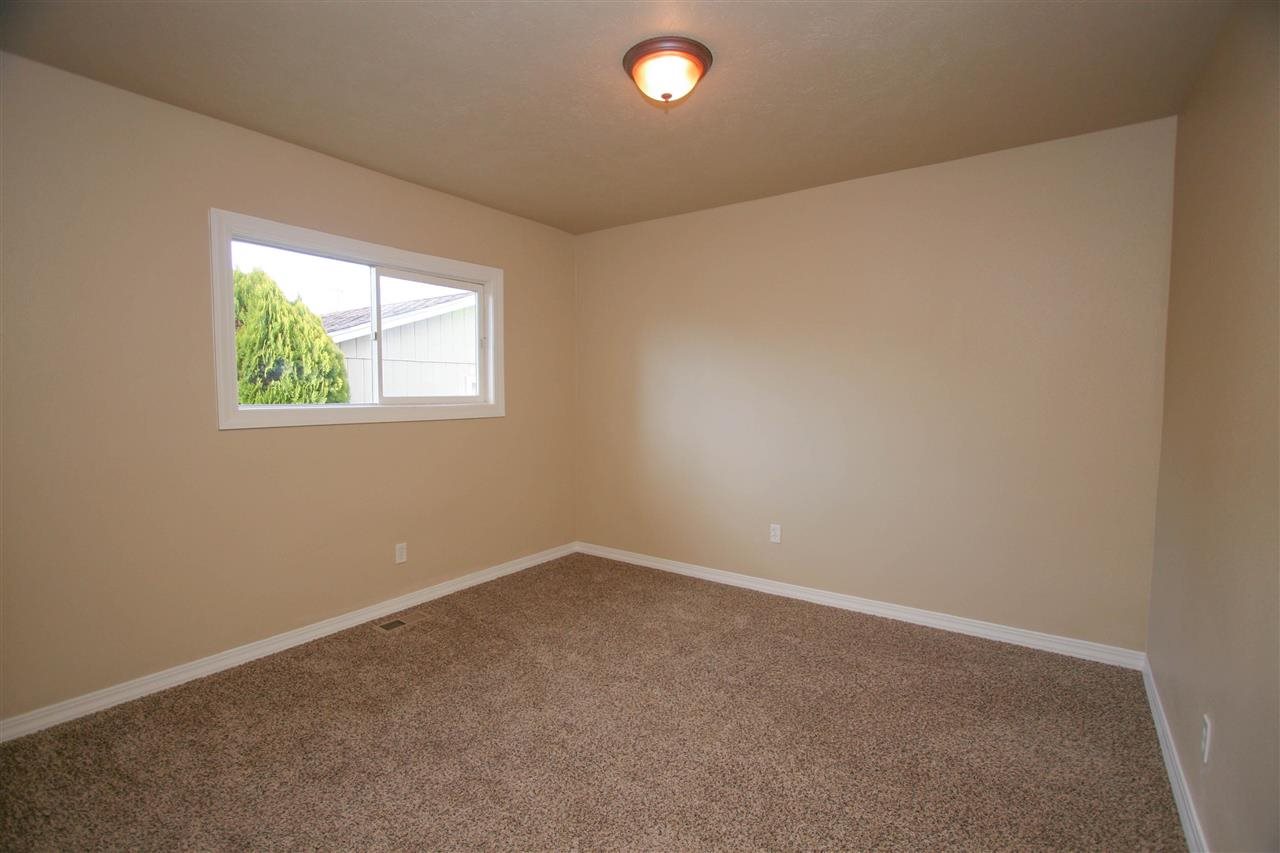 2003 E LACROSSE Ave - Photo 13