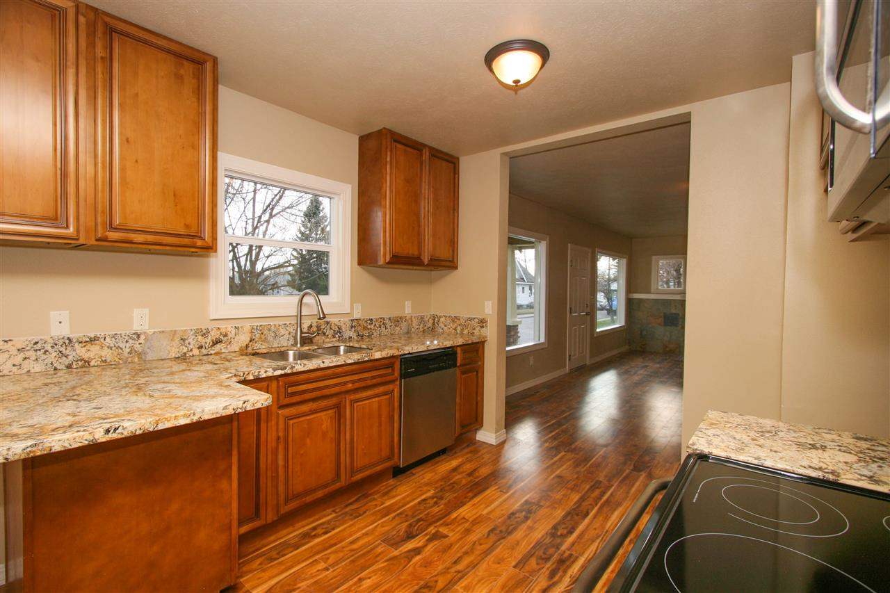 2003 E LACROSSE Ave - Photo 9