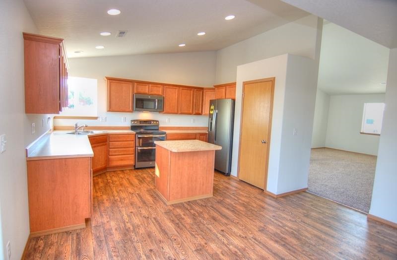 10225 Walton - Photo 7
