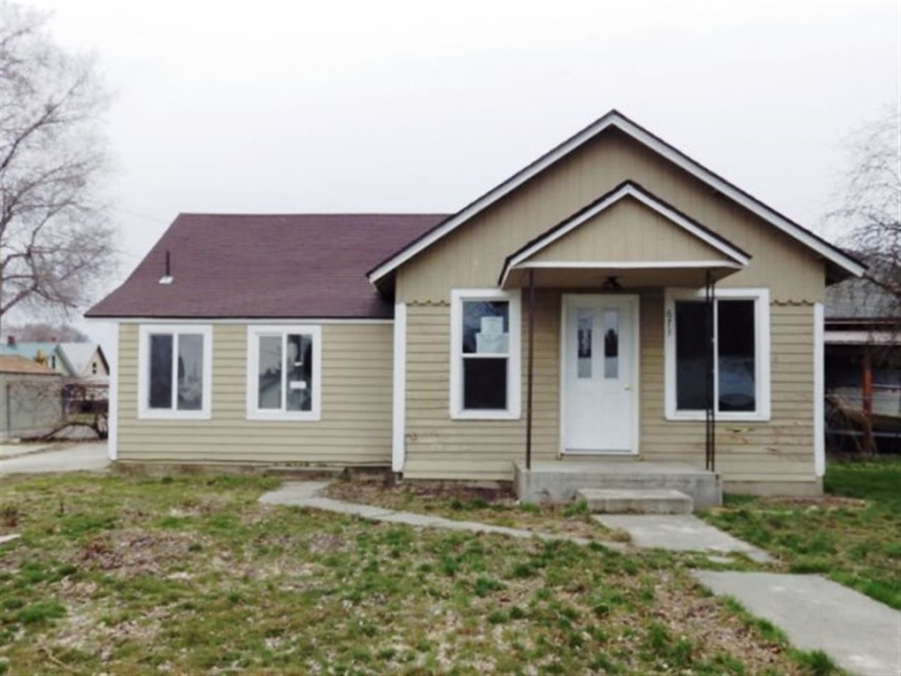 673 S Stone St - Photo 1