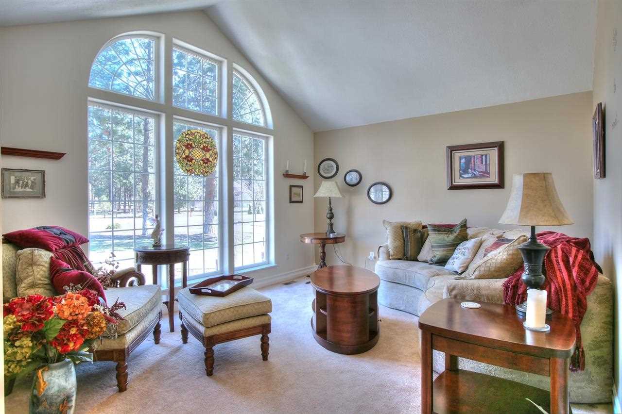 13305 W Sunnyvale Dr - Photo 3