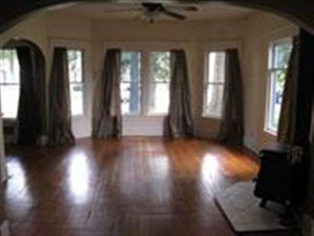 521 E Crown - Photo 3