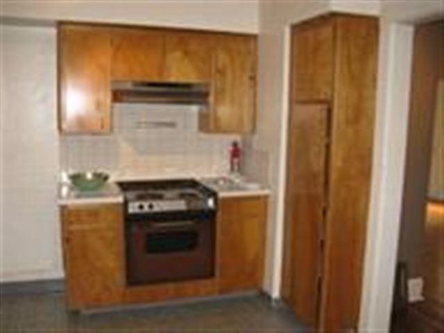 521 E Crown - Photo 5