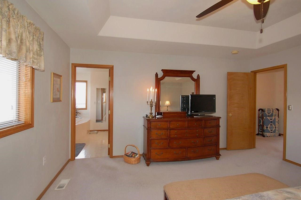 10721 N Iroquois - Photo 13