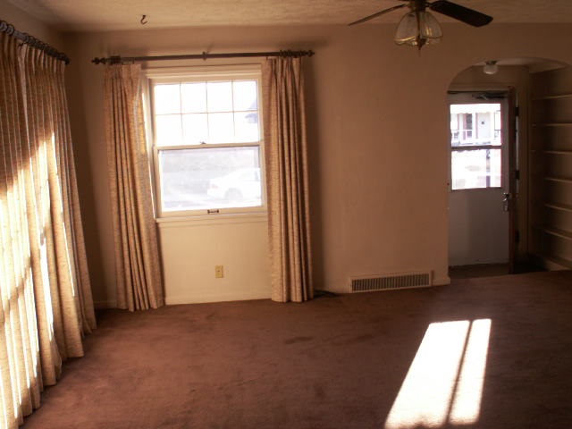 1504 W YORK - Photo 8