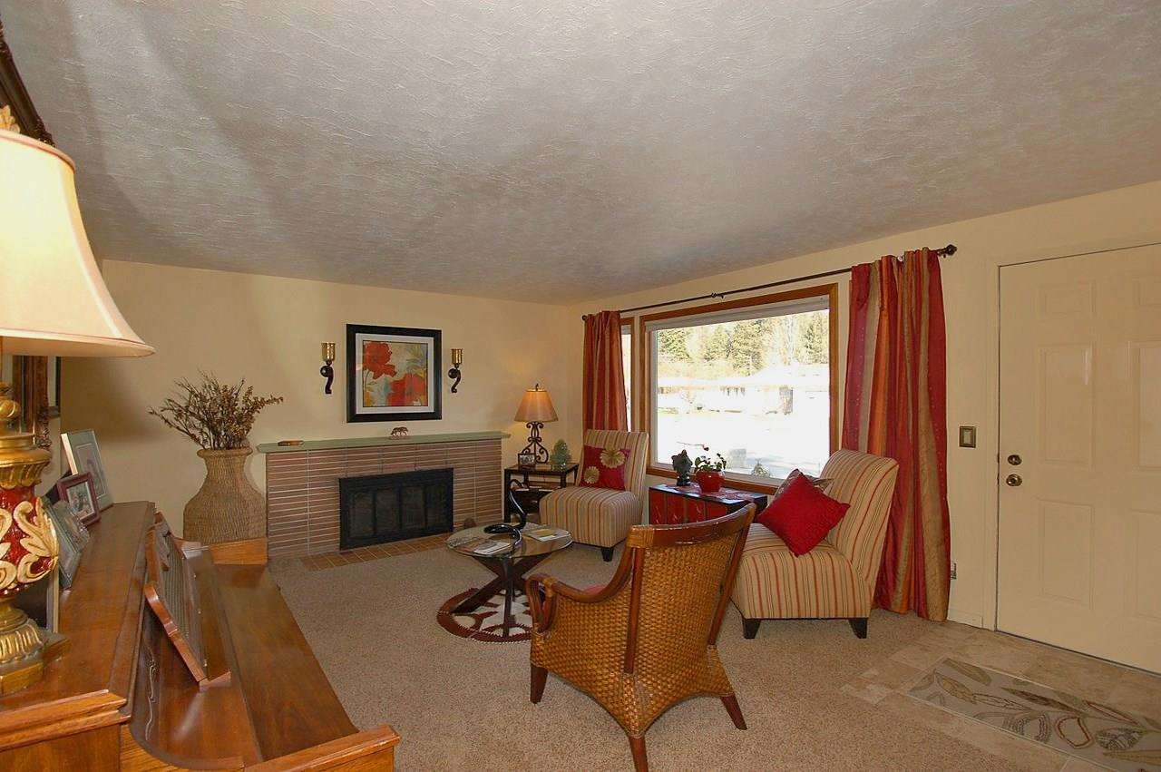 1203 W Wedgewood - Photo 3