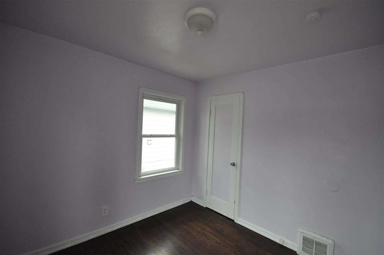 2124 E DIAMOND Ave - Photo 11