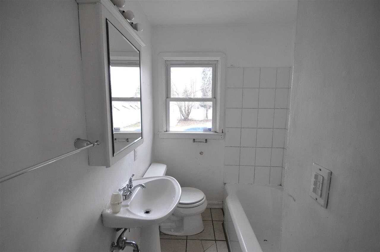 2124 E DIAMOND Ave - Photo 12